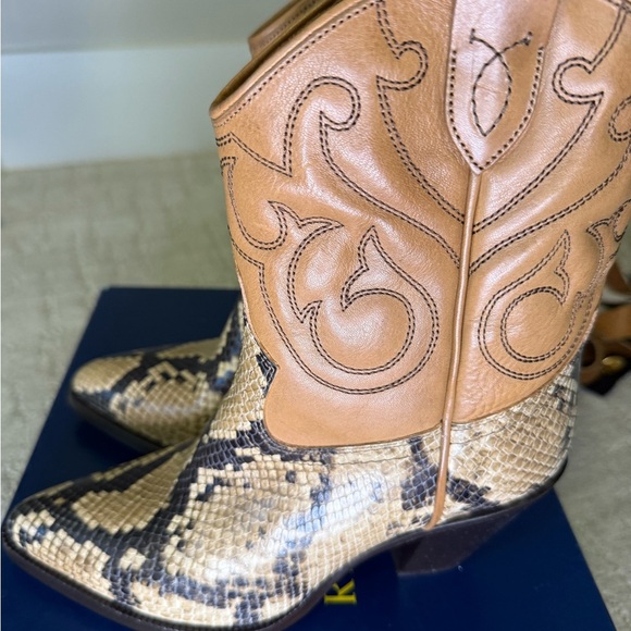 Ralph Lauren Snakeskin Tan Ankle Boots - Picture 3 of 9